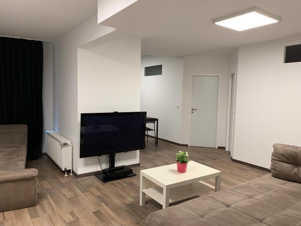 Lovely Share Apartment Aachener Weiher Cologne Exterior photo