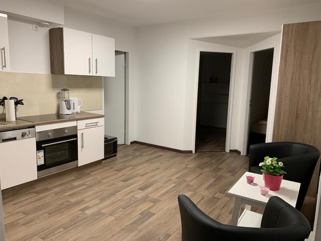 Lovely Share Apartment Aachener Weiher Cologne Exterior photo